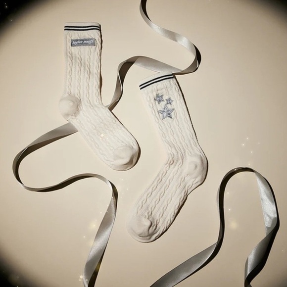 folklore album cardigan bundle/set - Picture 6 of 14